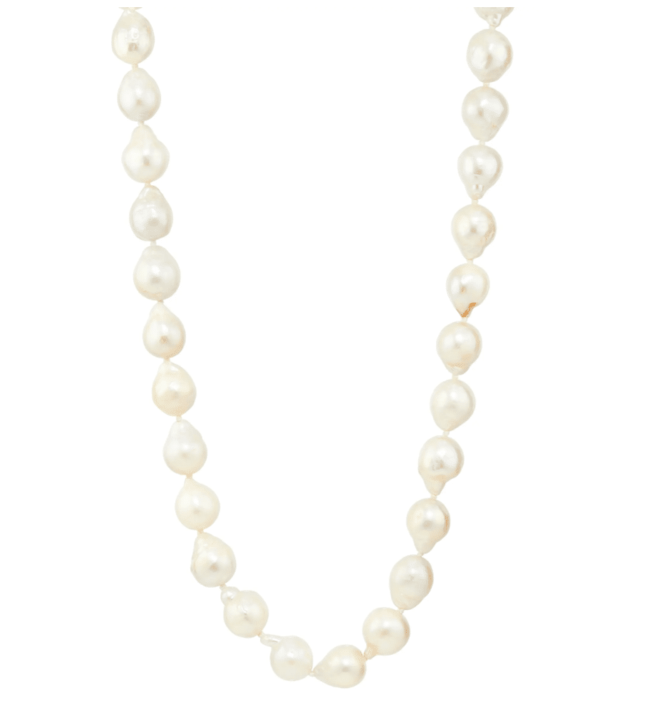 養殖真珠のネックレス