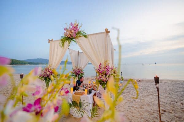 wedding planning thailand, villa wedding phuket and ko samui, beach weddings phuket, wedding planner phuket, wedding services thailand, wedding organizer phuket, wedding reception phuket, wedding ceremony thailand