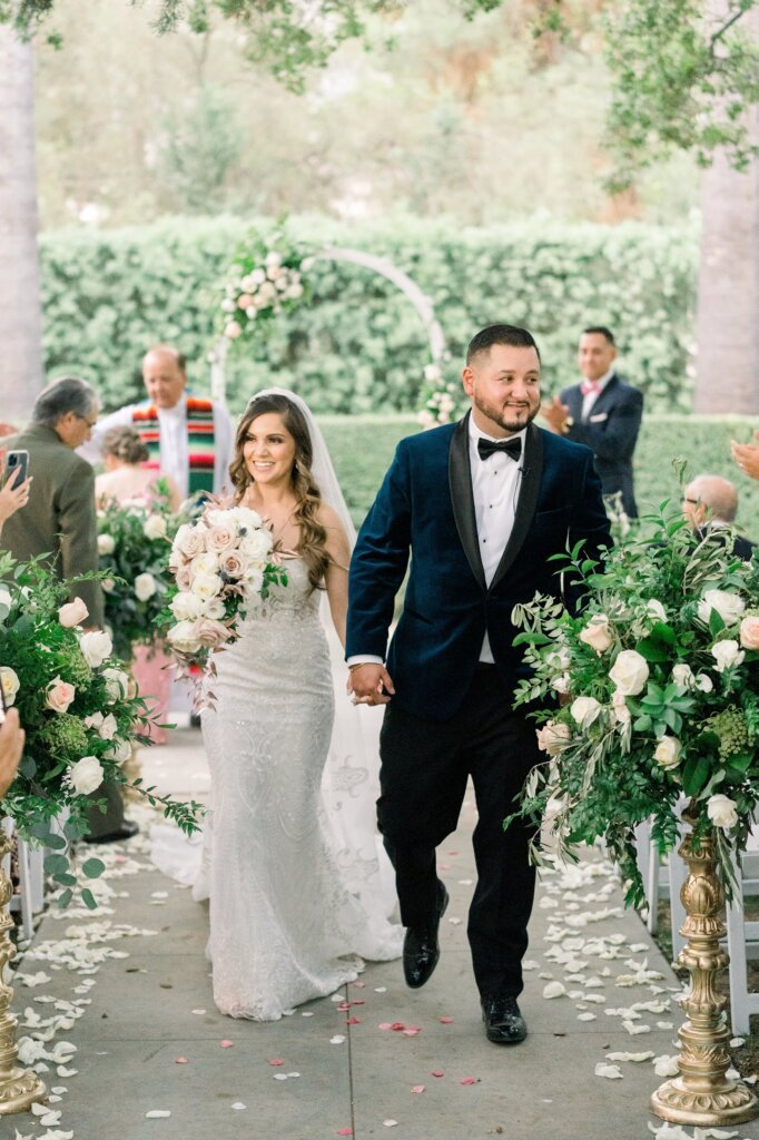 mermaid wedding dress with spaghetti straps